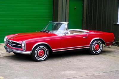 Lot 18 - 1964 Mercedes-Benz 230SL