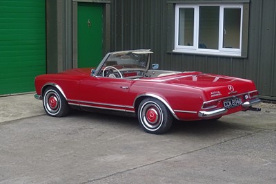 Lot 18 - 1964 Mercedes-Benz 230SL