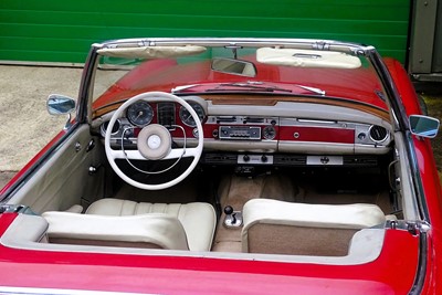 Lot 18 - 1964 Mercedes-Benz 230SL