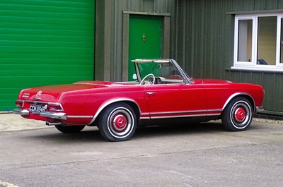 Lot 18 - 1964 Mercedes-Benz 230SL
