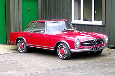 Lot 18 - 1964 Mercedes-Benz 230SL