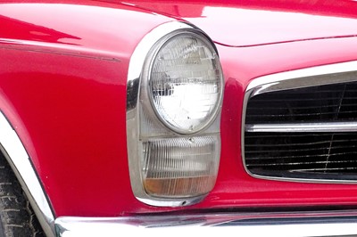 Lot 18 - 1964 Mercedes-Benz 230SL