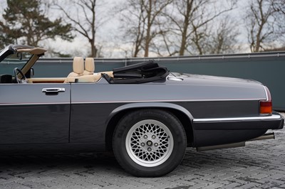 Lot 112 - 1990 Jaguar XJ-S V12 Convertible