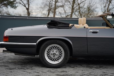 Lot 112 - 1990 Jaguar XJ-S V12 Convertible