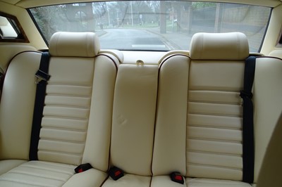 Lot 43 - 1987 Bentley Turbo R