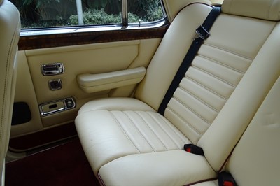 Lot 43 - 1987 Bentley Turbo R