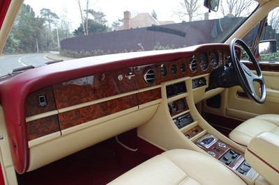 Lot 43 - 1987 Bentley Turbo R