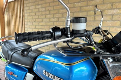 Lot 229 - 1976 Suzuki GT750A