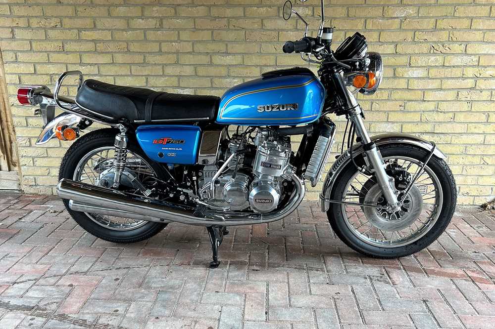Lot 229 - 1976 Suzuki GT750A