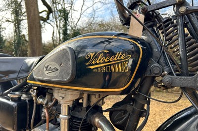 Lot 215 - 1937 Velocette MOV