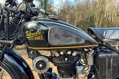 Lot 215 - 1937 Velocette MOV
