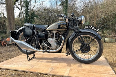 Lot 215 - 1937 Velocette MOV