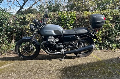 Lot 361 - 2019 Moto Guzzi V7 III Stone