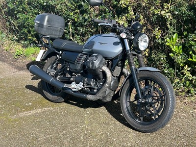 Lot 361 - 2019 Moto Guzzi V7 III Stone
