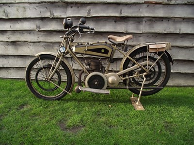 Lot 351 - 1924 Ivy Three