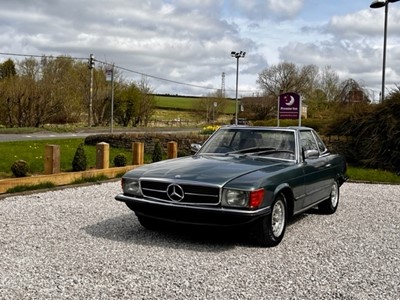 Lot 25 - 1984 Mercedes-Benz 280SL