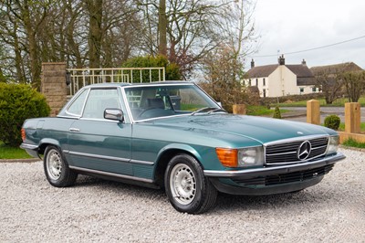 Lot 25 - 1984 Mercedes-Benz 280SL