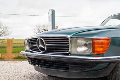 Lot 25 - 1984 Mercedes-Benz 280SL