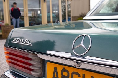 Lot 25 - 1984 Mercedes-Benz 280SL