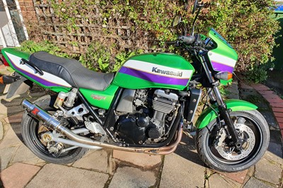 Lot 246 - 1999 Kawasaki ZRX1100