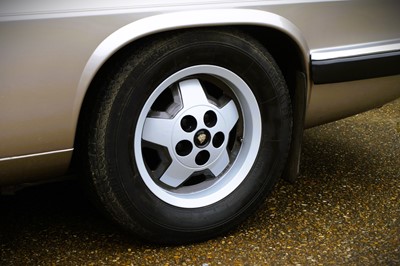Lot 39 - 1987 Jaguar XJ-SC 5.3