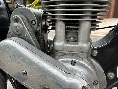 Lot 281 - 1952 Ariel VHA  Red Hunter