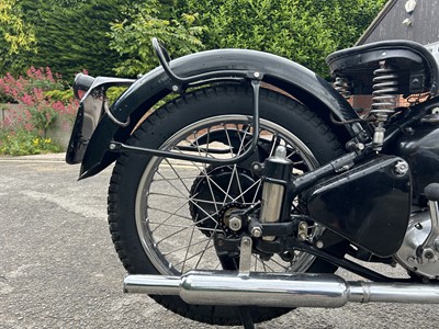 Lot 281 - 1952 Ariel VHA  Red Hunter