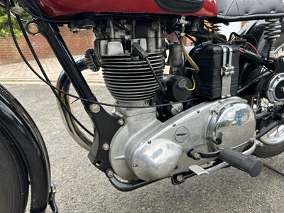 Lot 281 - 1952 Ariel VHA  Red Hunter