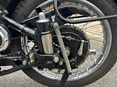 Lot 281 - 1952 Ariel VHA  Red Hunter