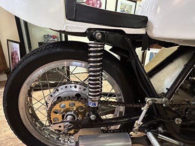 Lot 147 - c.1960s Yamaha TD1B