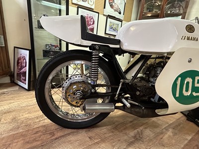 Lot 147 - c.1960s Yamaha TD1B