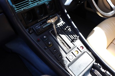 Lot 65 - 1984 Ferrari 400i