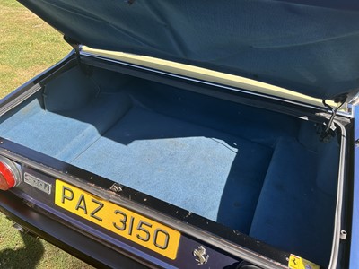 Lot 65 - 1984 Ferrari 400i