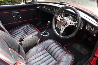 Lot 137 - 1971 MG B Roadster