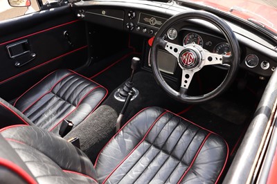 Lot 137 - 1971 MG B Roadster