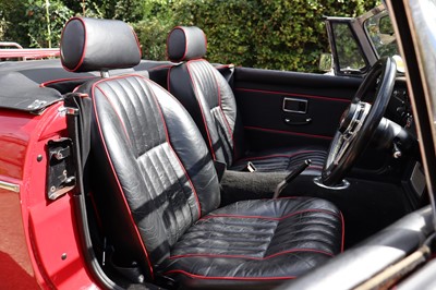 Lot 137 - 1971 MG B Roadster