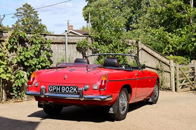 Lot 137 - 1971 MG B Roadster