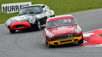 Lot 98 - 1967 MG B Roadster Race Car