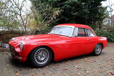 Lot 98 - 1967 MG B Roadster Race Car