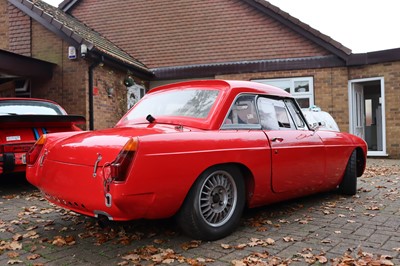 Lot 98 - 1967 MG B Roadster Race Car