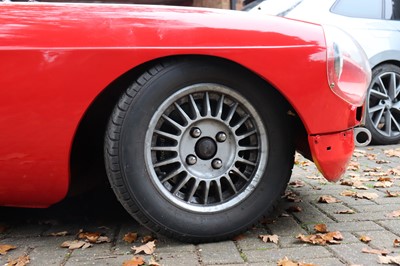 Lot 98 - 1967 MG B Roadster Race Car