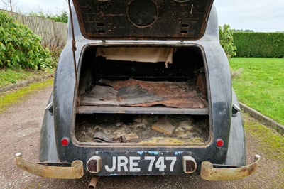 Lot 51 - 1939 Riley 12HP Saloon