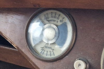 Lot 51 - 1939 Riley 12HP Saloon