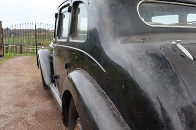 Lot 51 - 1939 Riley 12HP Saloon