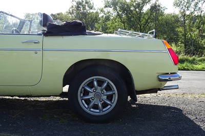 Lot 37 - 1976 MG B Roadster
