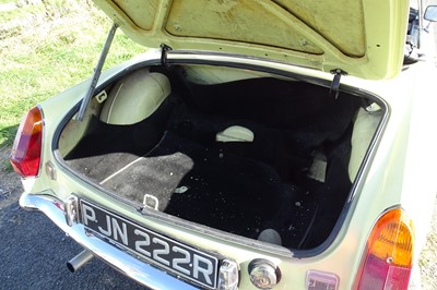 Lot 37 - 1976 MG B Roadster
