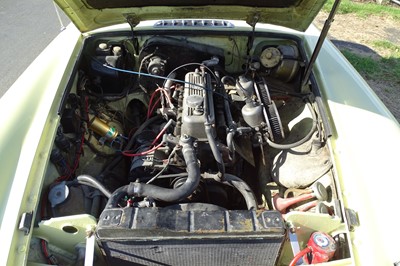 Lot 37 - 1976 MG B Roadster