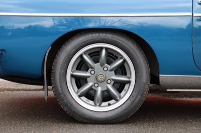Lot 49 - 1975 MG B Roadster