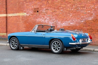 Lot 49 - 1975 MG B Roadster