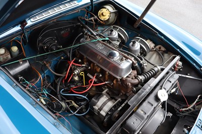 Lot 49 - 1975 MG B Roadster